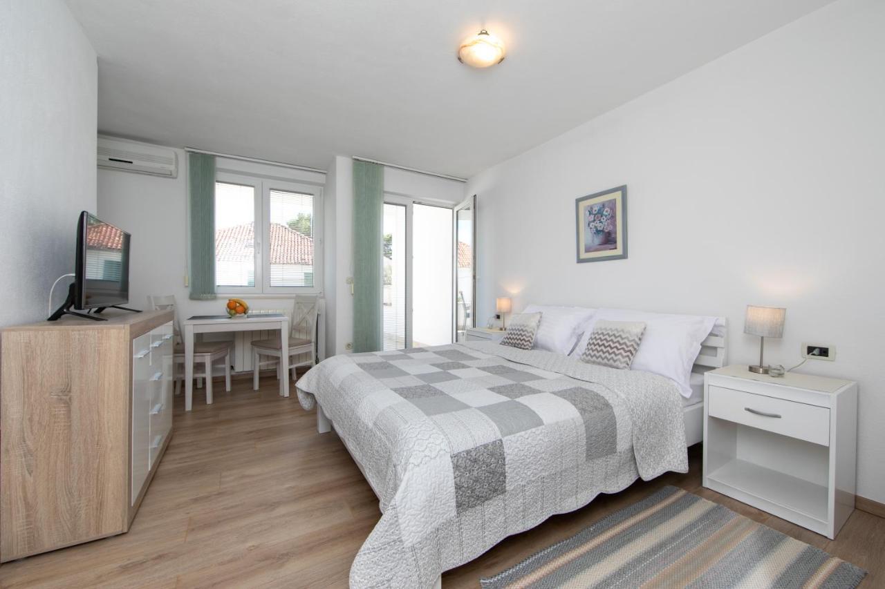 Apartment Mili Brela