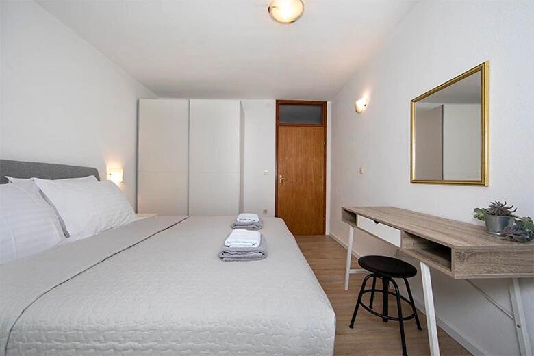 Apartment Mili *